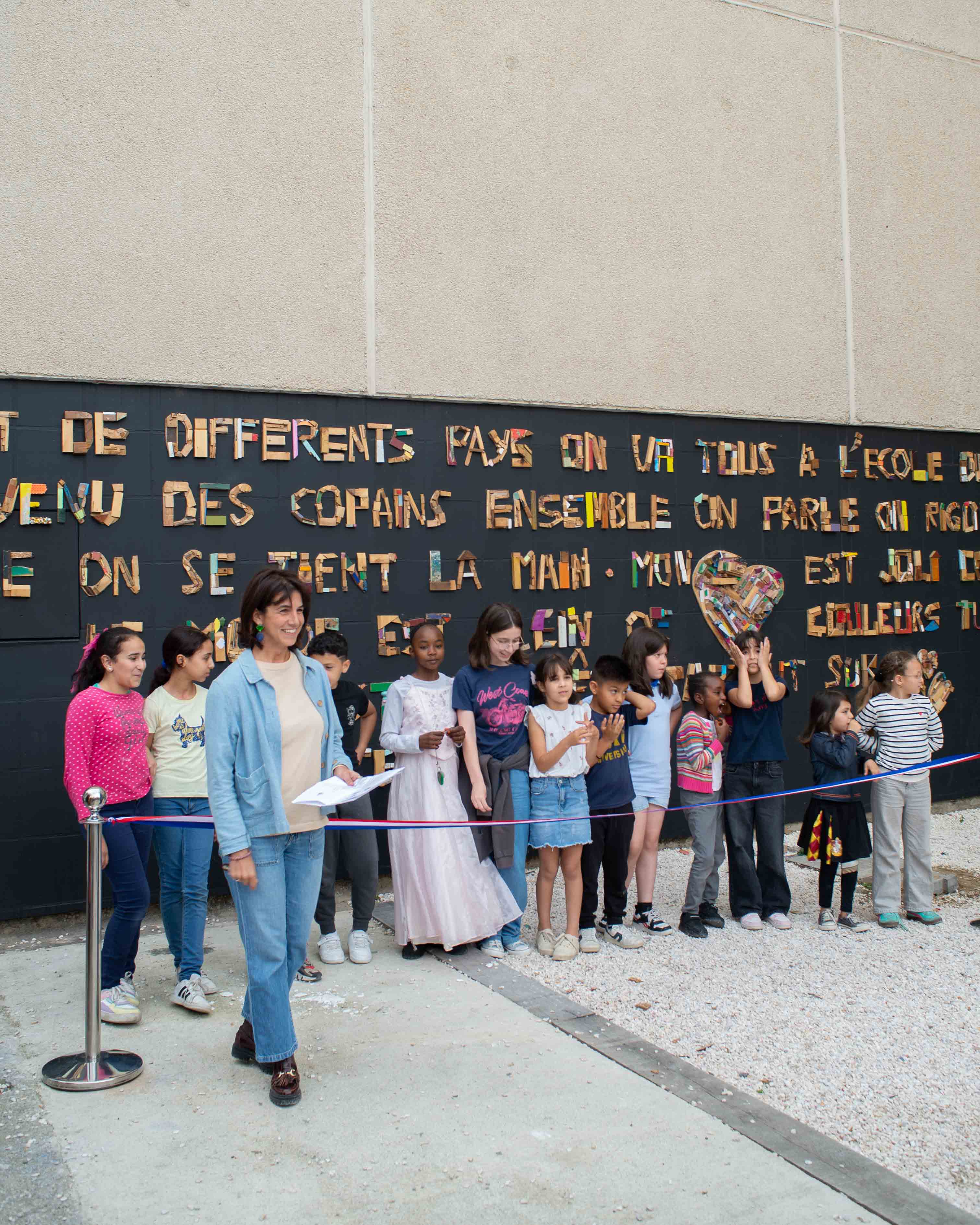 Les enfants du Bois Vernet Les enfants du Bois-Vernet/photos/15.jpg